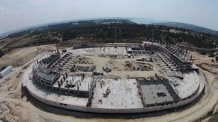 Yeni Adana stadı hızla yükseliyor
