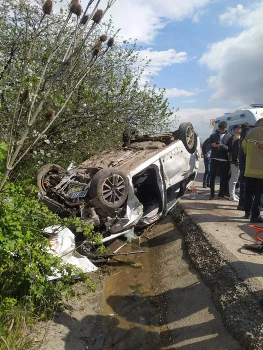 Bursa’da feci kaza! Otomobil takla attı: 4 yaralı!