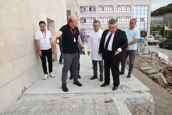 bolgenin-saglik-ussu-gelismeye-devam-ediyor-1754143875266.jpg