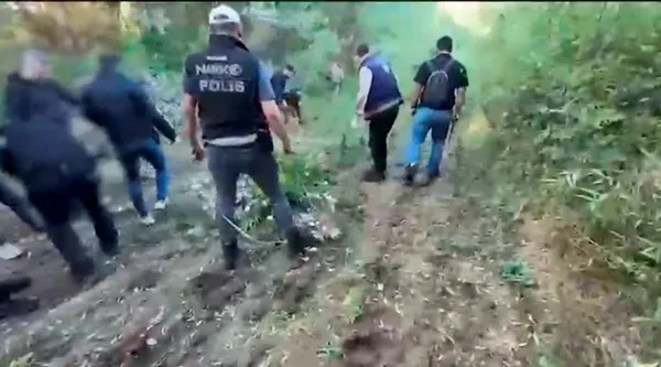 hevsel-bahcelerinde-hava-destekli-kenevir-operasyonu-1781678108986.jpg