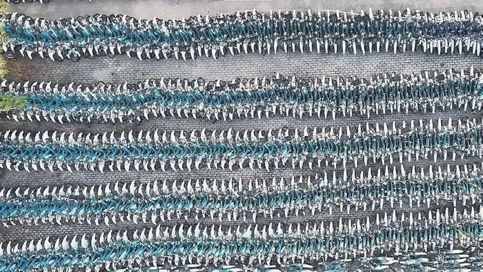 İstanbul’un bisikletleri çürümeye terkedildi! Uzman isimden çarpıcı yorum: Senelik maliyeti 18 milyar dolar