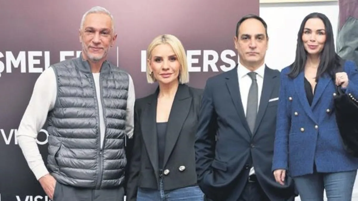 ‘Kesişmeler’ sergisi sanatseverlerle buluştu – Son Dakika Magazin Haberleri ‘Kesişmeler’ sergisi sanatseverlerle buluştu – Son Dakika Magazin Haberleri