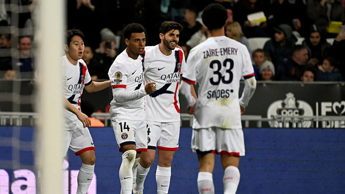 Paris Saint Germain, Nice deplasmanında kazandı! Paris Saint Germain, Nice deplasmanında kazandı!