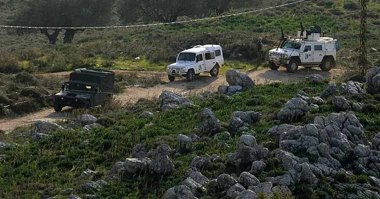 Lübnan’da tehlikeli gerilim: İsrail ordusu İspanyol askerlerine ateş açtı