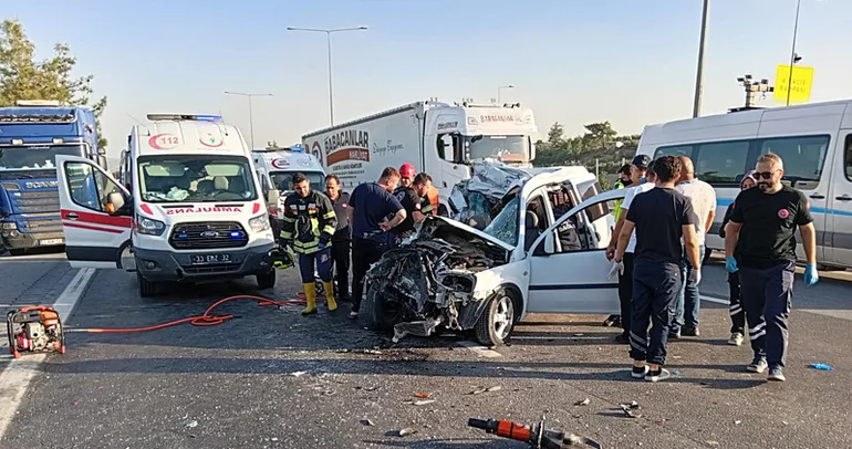 Mersin’de feci kaza! 2 ölü