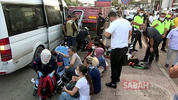 Fide işçilerinin taşındığı minibüs TIR'a çarptı
