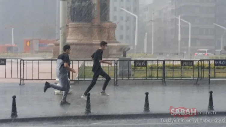 İstanbul’da dolu yağışı etkili oluyor