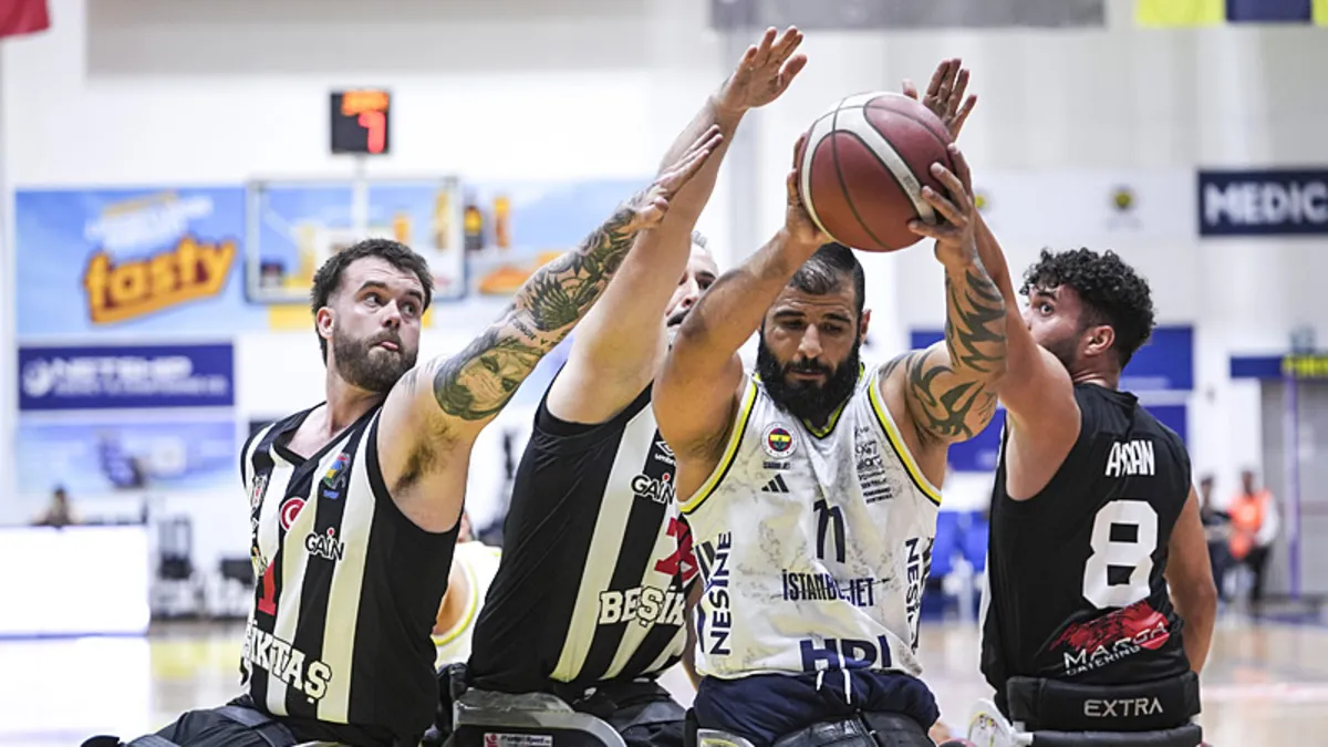 Fenerbahçe İstanbul Jet, Beşiktaş serisinde yeniden öne geçti! Fenerbahçe İstanbul Jet, Beşiktaş serisinde yeniden öne geçti!