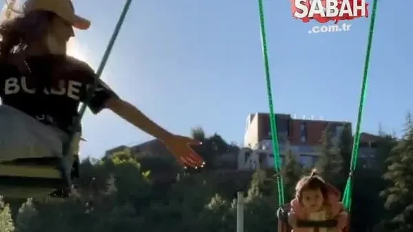 Mesut Özil’in eşi Amine Gülşe ve kızının park keyfi | Video