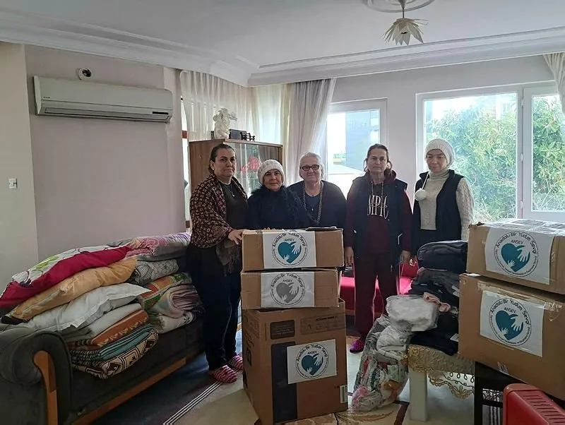 Asrın felaketi Kahramanmaraş depreminde 85 milyonun müthiş dayanışması