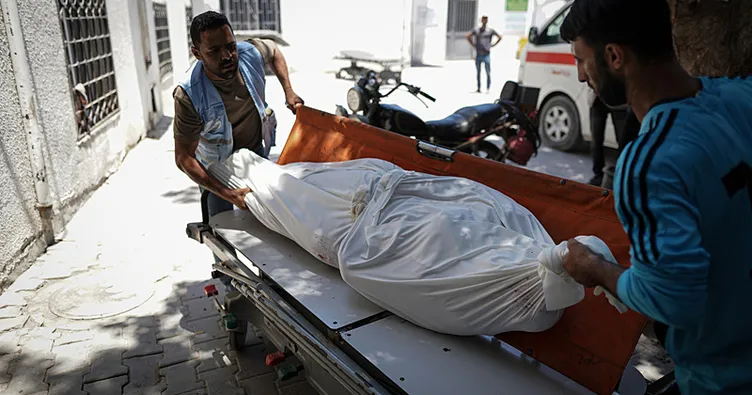Katil İsrail Gazze’de polis noktasını vurdu: 6 Filistinli yaşamını yitirdi