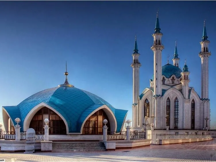 Dünyanın en ilginç ve güzel camileri