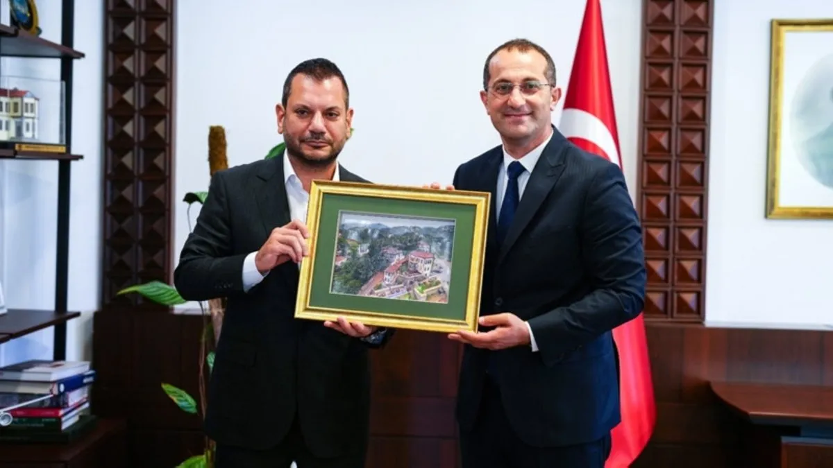 Trabzonspor Kulübü Başkanı Doğan’dan Akçaabat Belediye Başkanı Ekim’e ziyaret Trabzonspor Kulübü Başkanı Doğan’dan Akçaabat Belediye Başkanı Ekim’e ziyaret