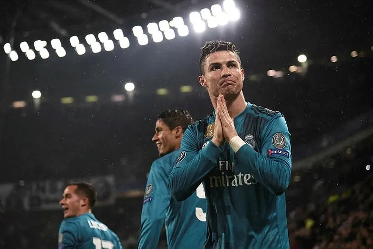 Ronaldo için flaş iddia: Juventus’a imzayı attı!