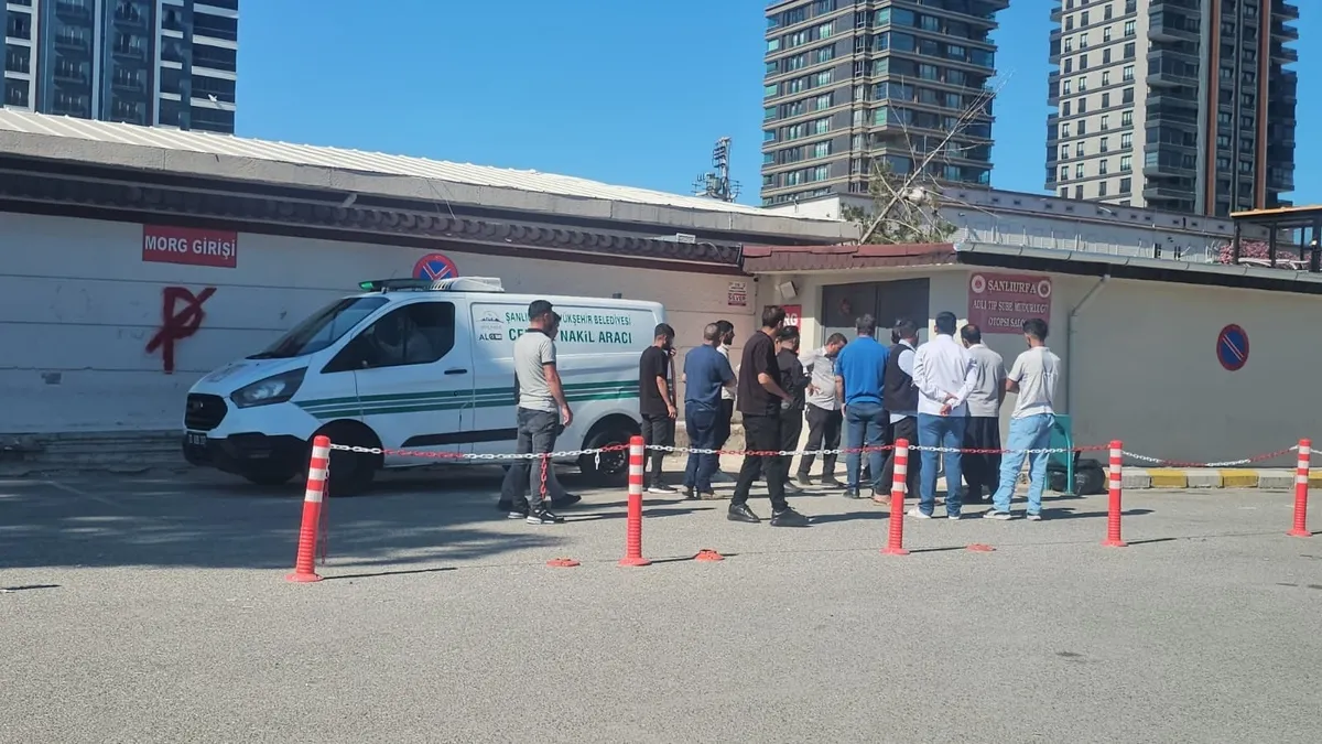 Şanlıurfa’da devrilen traktörün sürücüsü öldü
