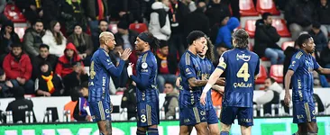 Fenerbahçe’de derbi öncesi alarm! Tam 7 isim sınırda...