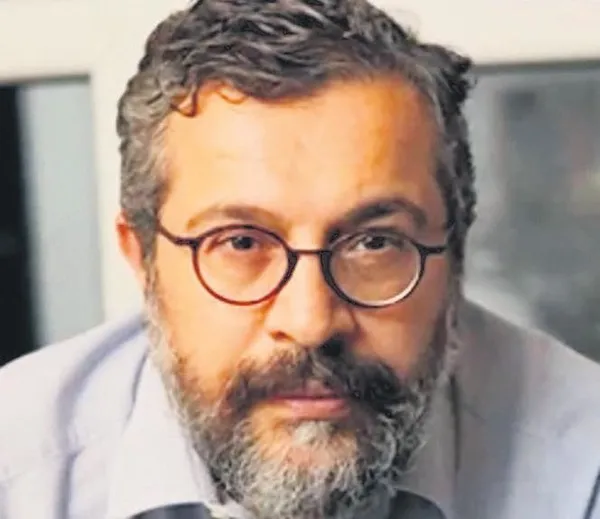 ekosistemin-medyadaki-nemacilarina-operasyon-1762463180743.jpeg Son dakika! İBB soruşturmasının medya ayağında çarpıcı detaylar: Halk TV'ye finansman sağlar! İddiaların merkezinde Murat Ongun ve Emrah Bağdatlı