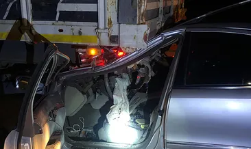 Otomobil park halindeki tıra çarptı: Sürücü ağır yaralandı! #kirikkale