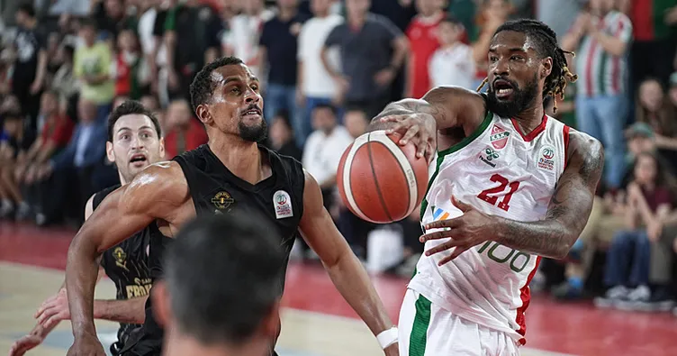 Karşıyaka evinde galip!