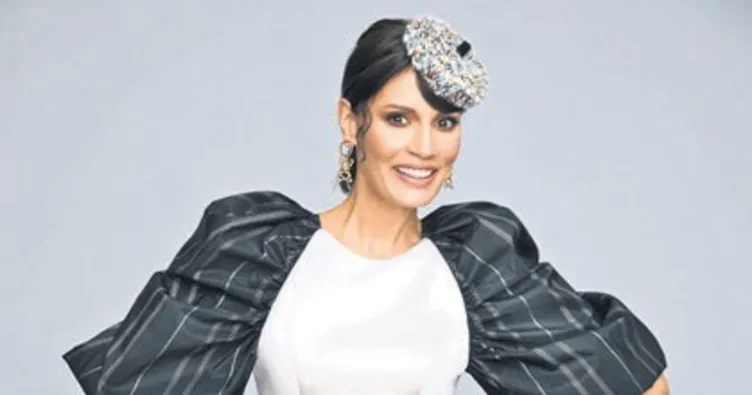 Ayça Varlıer yine yeşil cadı oldu