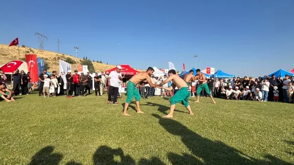 kahramanmarasin-kadim-mirasi-ahlatta-sergilendi-1787925037474.jpg