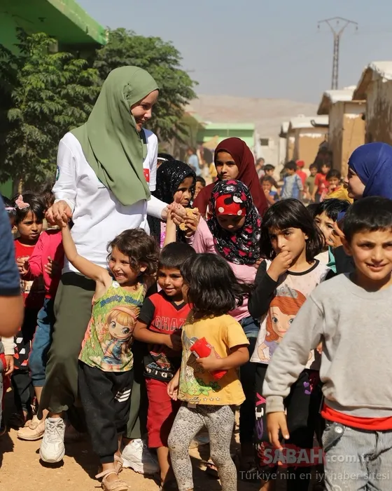 Gamze Özçelik, Gazze’de Umut Aşevi’ni kurdu! Bombalar altında, yokluk içinde mücadelemiz devam ediyor!
