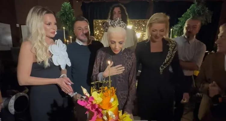 Safiye Soyman’dan yakın dostu Tanyeli’yle duygu dolu paylaşım: Eski günlerimize döneceğiz...