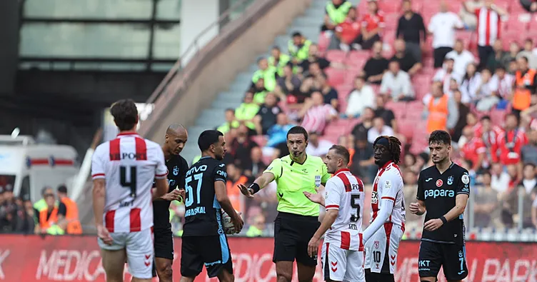 Samsunspor maçında kırmızı kart gören Melih Kabasakal özür diledi!