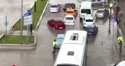 Kırıkkale’de sağanak yağış hayatı felç etti