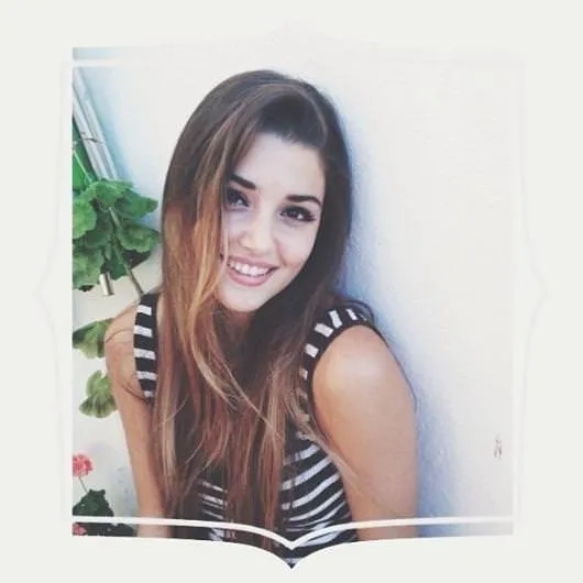 Ekranların yeni güzeli Hande Erçel