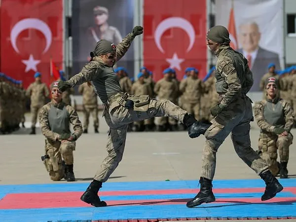 Teröristlerin Kabusu Uzman Erbaşlar yemin etti