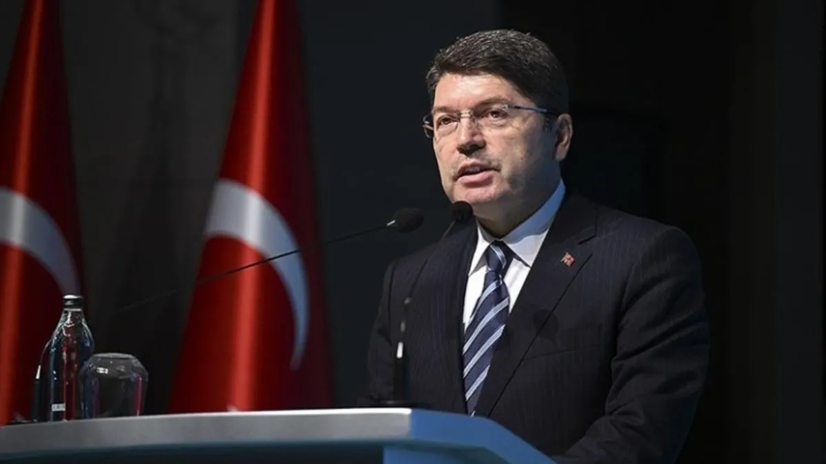Adalet Bakanı Yılmaz Tunç’tan Terörsüz Türkiye mesajı: Huzurlu geleceği hep beraber inşa edelim Adalet Bakanı Yılmaz Tunç’tan Terörsüz Türkiye mesajı: Huzurlu geleceği hep beraber inşa edelim