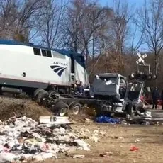 ABDde Cumhuriyetçi vekilleri taşıyan tren kaza yaptı 13