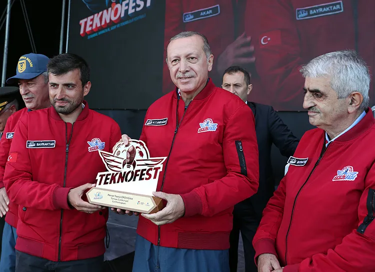 Milli teknolojinin öncü ismi: Özdemir Bayraktar