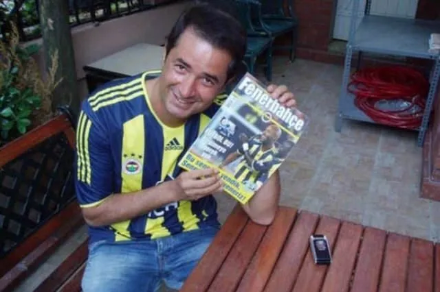 &#220;nl&#252;ler hangi takımı tutuyor?