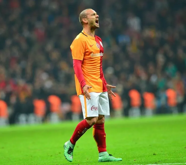 Wesley Sneijder’den şok sözler