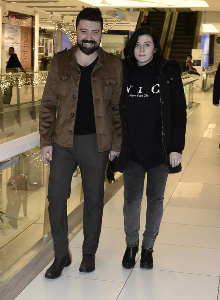 Ünlü çiftten bebek müjdesi Magazin Haberleri