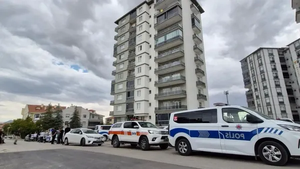 kari-koca-evde-olu-bulundu-kimyasal-maddeden-zehirlendiler-iddiasi-1790189895913.jpg