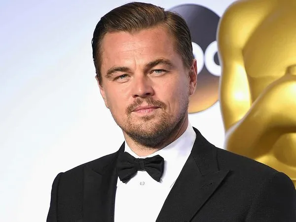 20 yaşındaki sevgilisi, Leonardo DiCaprio'yu aldattı
