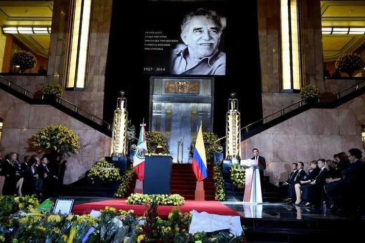 Gabriel Garcia Marquez cenazesinden kareler