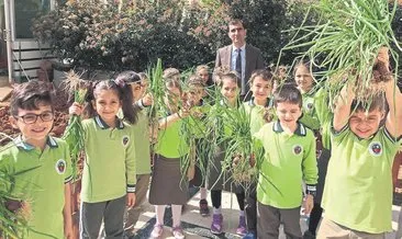 Okul bahçesinde organik tarım
