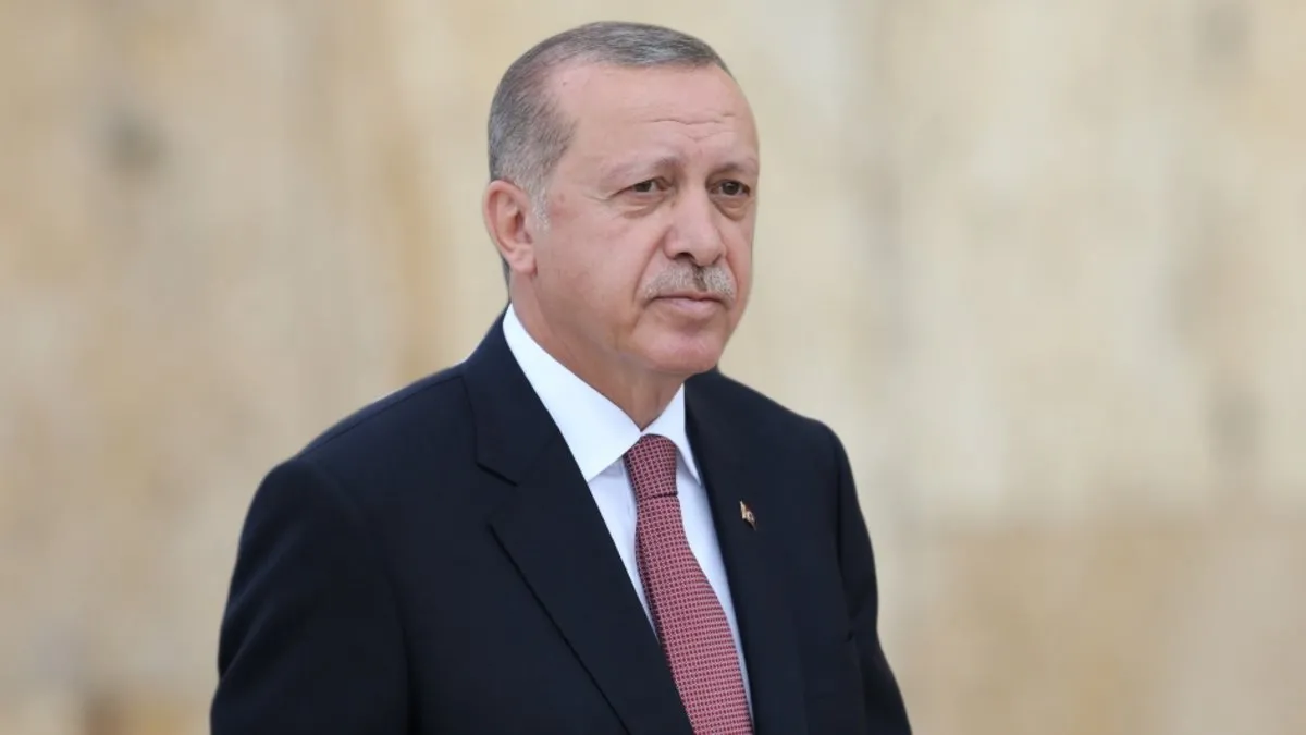 Başkan Erdoğan cuma namazını Hz. Ali Camisi’nde kıldı Başkan Erdoğan cuma namazını Hz. Ali Camisi’nde kıldı