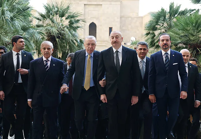 Karabağ Zaferi'nin 5. yılı! Başkan Erdoğan'dan Bakü'de tarihi açıklamalar: Karabağ Zaferi, Türk dünyası için gurur!