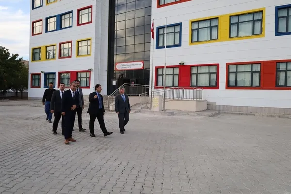 haliliyede-11-yeni-okul-daha-hizmete-acildi-1731655895790.jpg