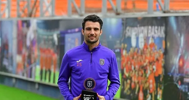 Başakşehir’de Leo Dubois ekim ayının oyuncusu seçti Başakşehir’de Leo Dubois ekim ayının oyuncusu seçti