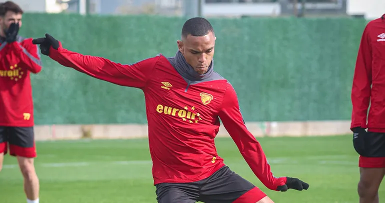 Göztepe’da Eyüpspor mesaisi hız kesmedi!