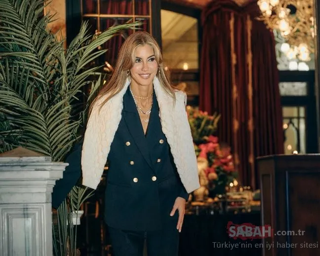 46 yaşındaki Çağla Şıkel’in siyahlar içindeki haline beğeni yağdı!