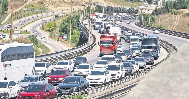 Tatilciler dönüş yolunda