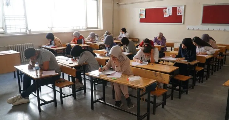 Haliliye Belediyesinden gençlere yönelik ücretsiz deneme sınavları