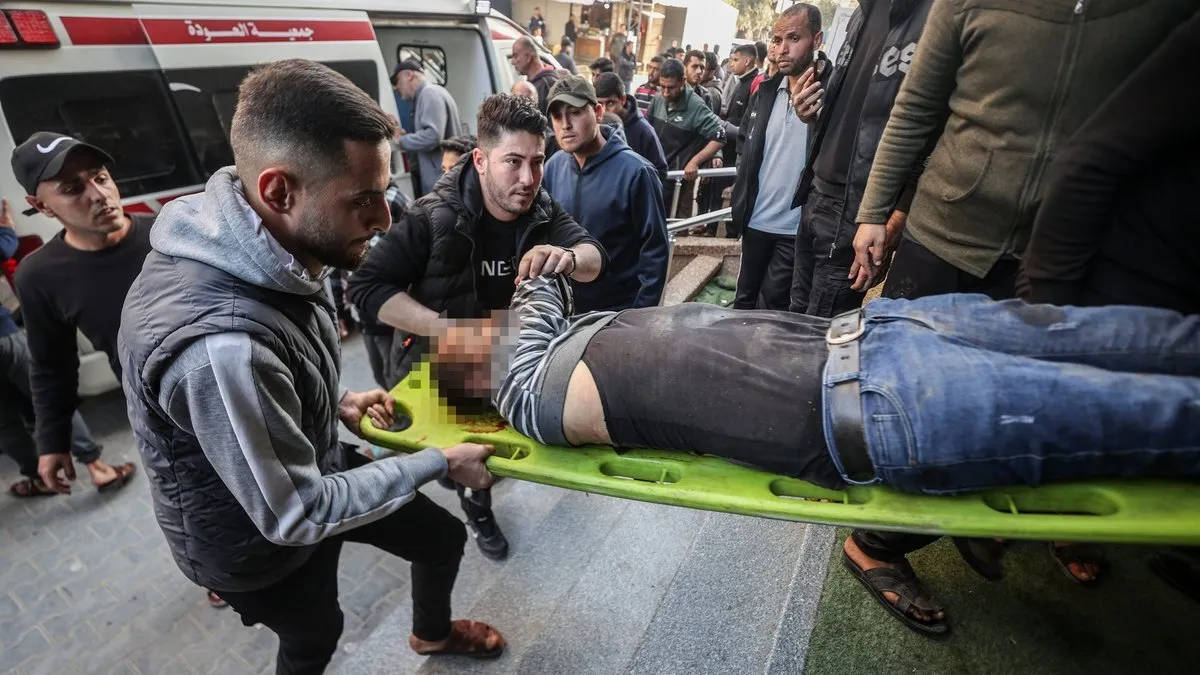 Katil İsrail'in Gazze'ye düzenlediği saldırılarda 7 kişi hayatını kaybetti